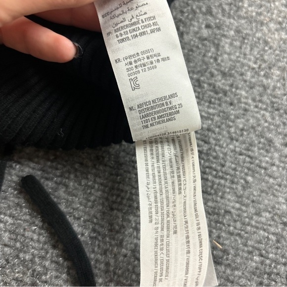 ABERCROMBIE & FITCH Women’s Black Ribbed Halter Top V-neck bodysuit size Small - Picture 8 of 8